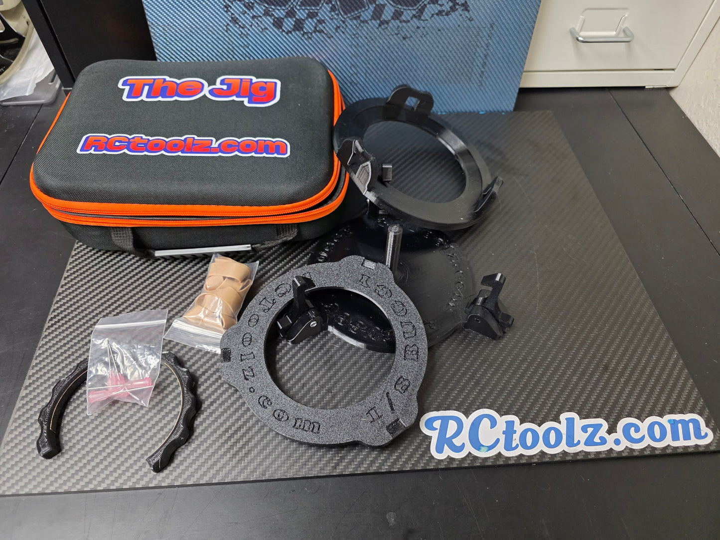 New 3D Printed 1/8 Scale Buggy / Truggy Tire Gluing Jig Kit